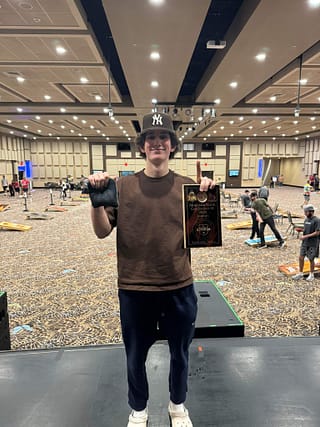 Mountain North 1 - Sage Medeiros https://mlkzaf2oxn4e.i.optimole.com/w:320/h:427/q:mauto/f:avif/https://usa-cornhole.org/wp-content/uploads/2024/02/Mountain-North-1-Sage-Medeiros.jpg